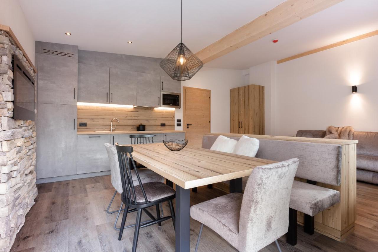 Apartments Pragser Wildsee Winklwiese Екстериор снимка
