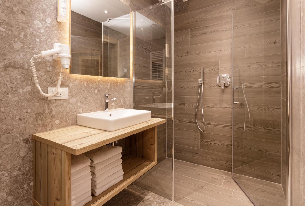 Apartments Pragser Wildsee Winklwiese Екстериор снимка