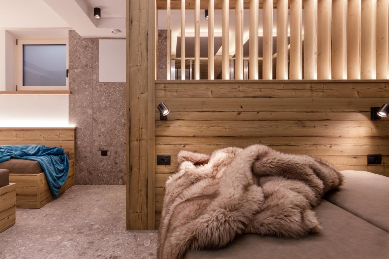 Apartments Pragser Wildsee Winklwiese Екстериор снимка