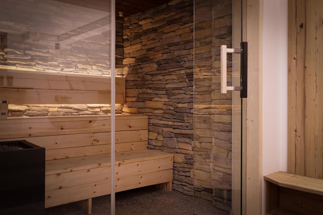 Apartments Pragser Wildsee Winklwiese Екстериор снимка